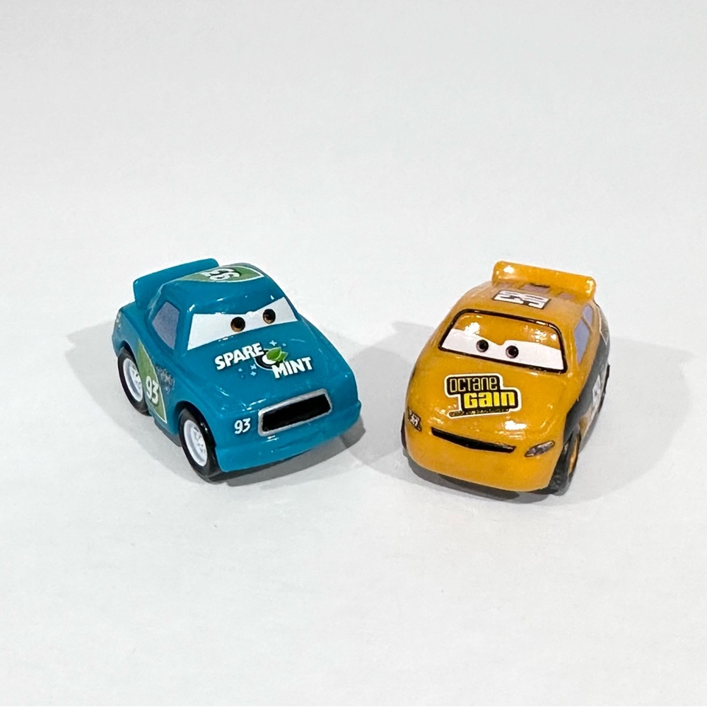Disney Cars Micro Drifters Piston Cup Racers- Spare Mint & Billy Oilchanger